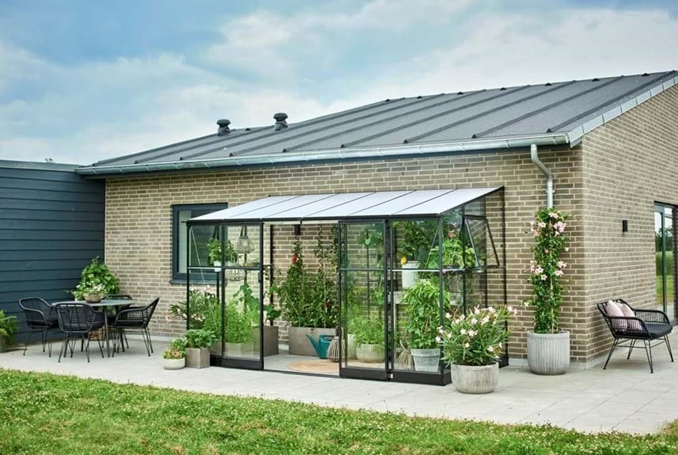 Halls Qube Lean-To 7,1 m2 sort drivhus
