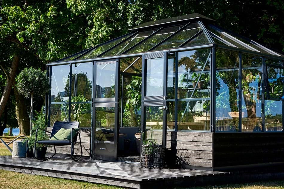 Juliana Grand Oase 13,0 m2 antracitgrå med 3 mm hærdet glas til mursokkel - F09805