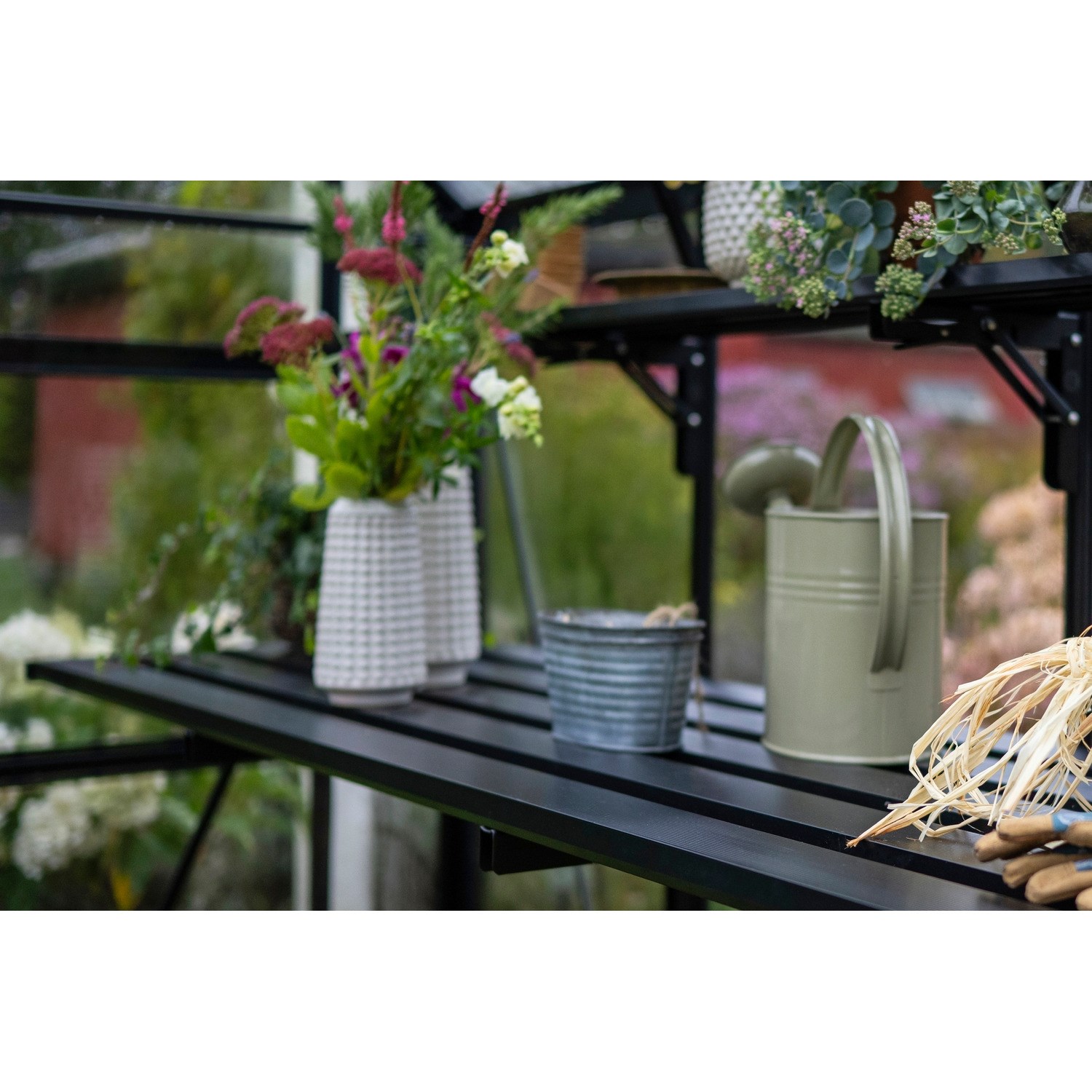 Halls Integreret Foldbart Lamelbord til Halls ICON 6 Drivhus 6,1 m²